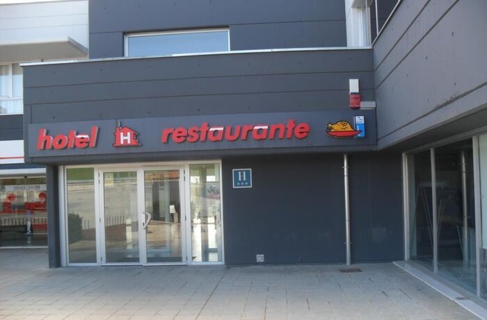 Hotel Villa de Los Arcos