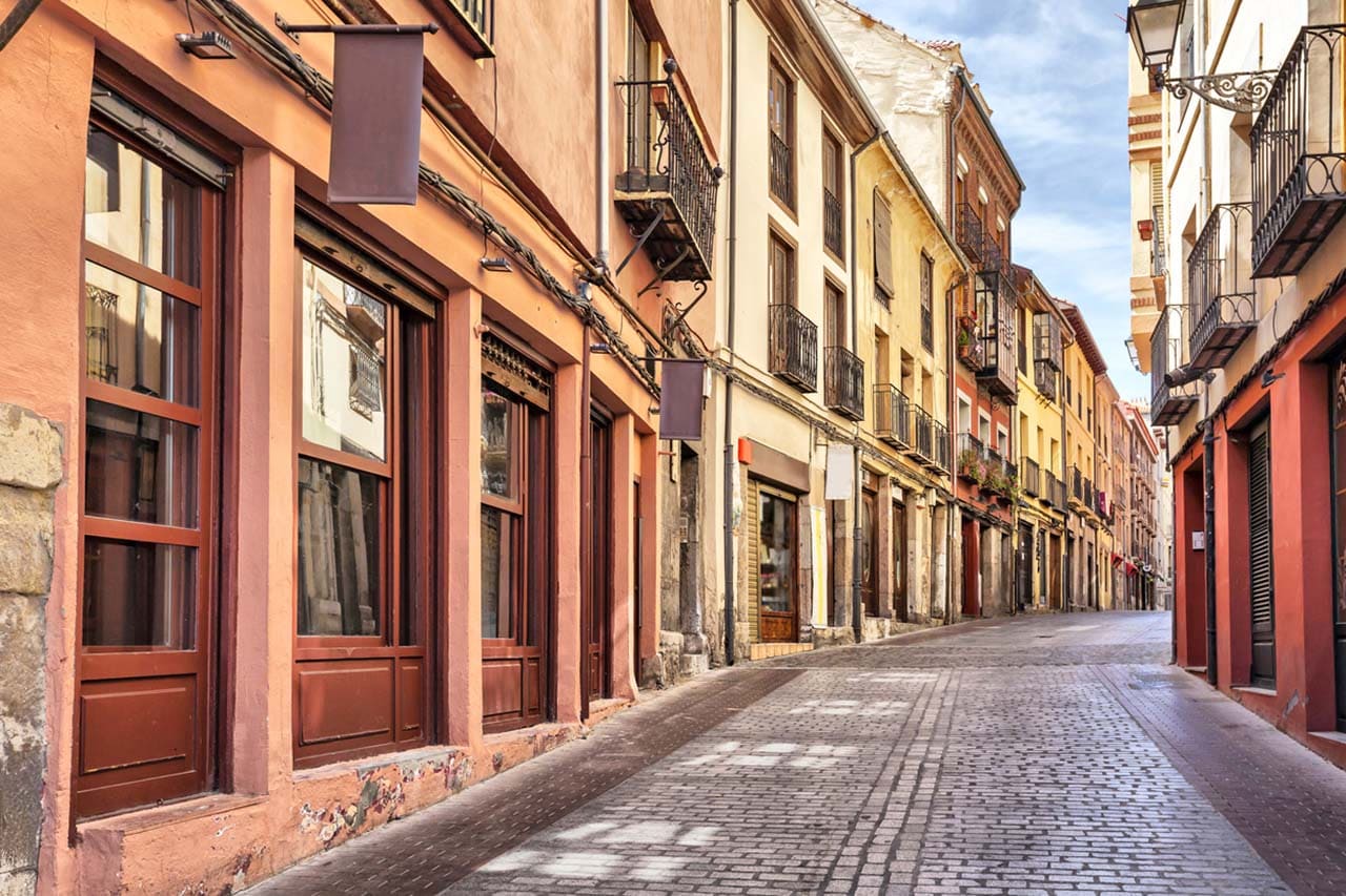 Santa Maria del Camino Square | Portal de Turismo de Castilla y León